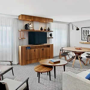 Le Meridien Etoile 4*, Paris France