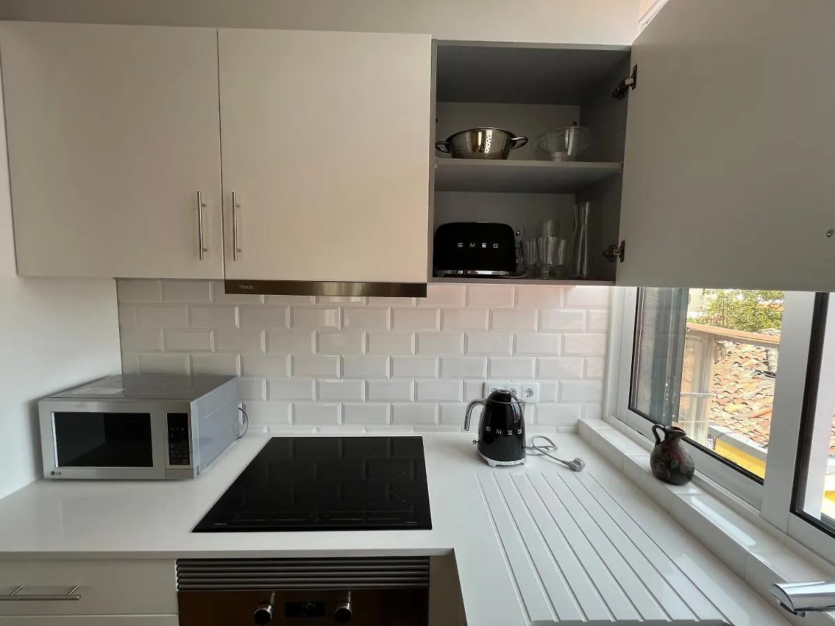 アパート Lovely 2-Bedroom Rental Unit In Historic Funchal ポルトガル